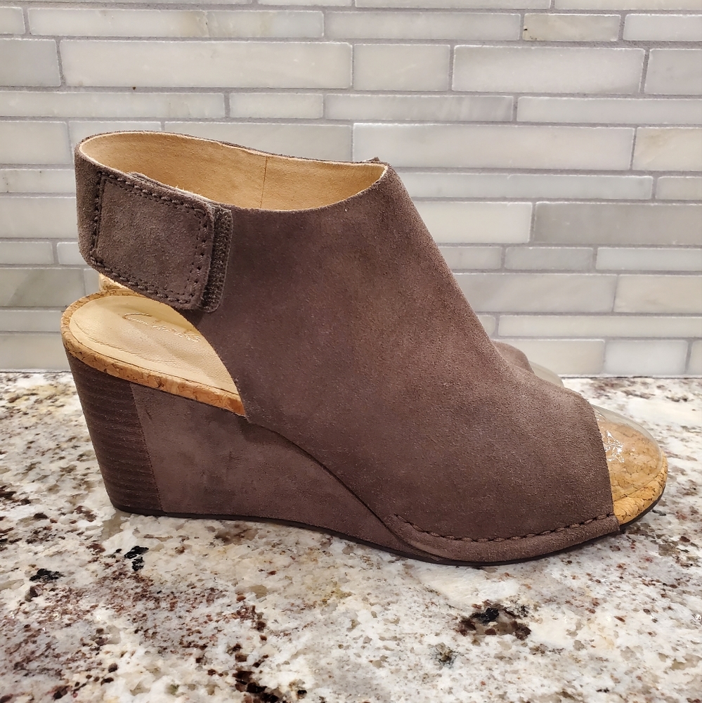 Clarks Cusion Suede Cork Wedges Slingback Women’s Sandals brown tupe new 8